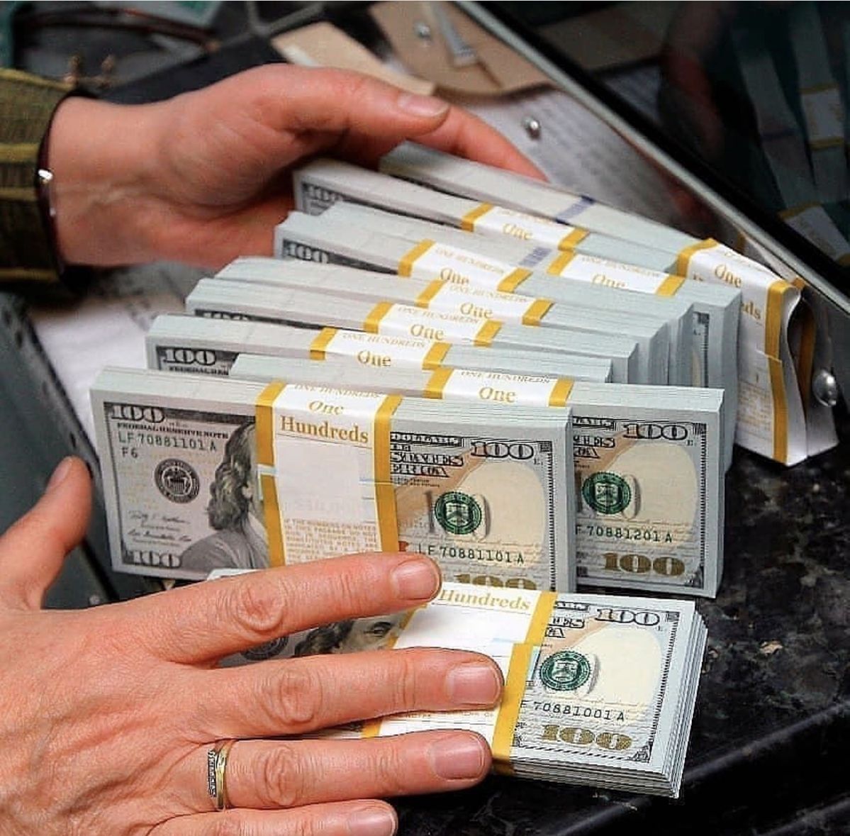 Counterfeit Currency: How to Buy Fake Money Online Safely